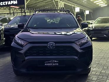 raf: Toyota RAV4: 2022 г., 0.5 л, Автомат, Гибрид, Внедорожник — 2