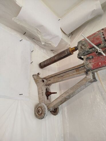 Beton işləri: Beton kəsmə beton deşmə xidməti Karot - HILTI DD 200 / 350 ilə 25 ° — 26