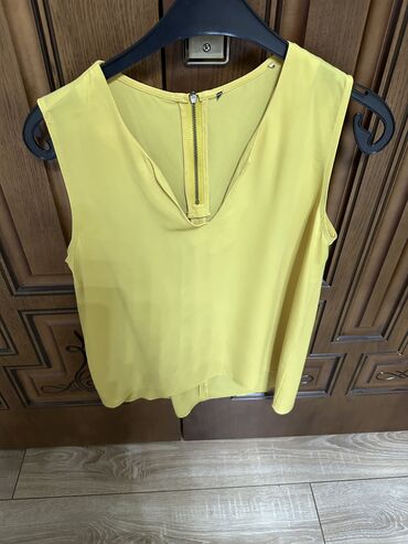 Köynək və bluzalar: 10 azn. razmer S/M — 22