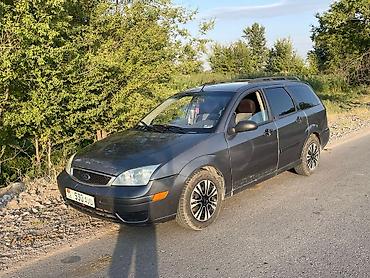 дешевые машина: Ford Focus: 2004 г., 0.2 л, Механика, Бензин, Универсал — 3