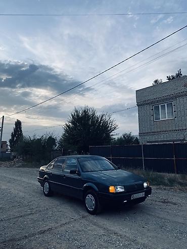 капот гольф 2: Volkswagen Passat: 1989 г., Седан — 1