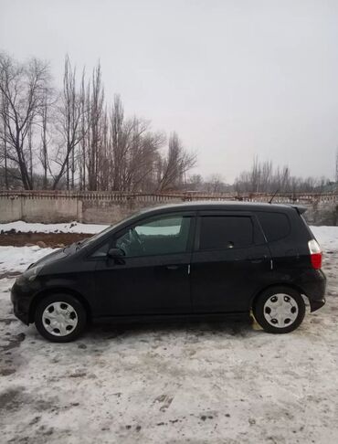 ош фит аренда: Сдаю в аренду: Легковое авто, Под такси