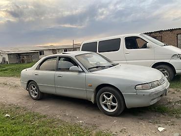 Унаа сатуу: Mazda 626: 1992 г., Кол менен иштөөчү, Бензин, Седан — 2