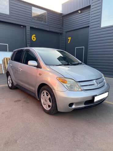печка на солярке: Toyota ist: 2003 г., 1.3 л, Автомат, Бензин, Хетчбек