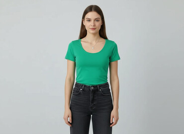 pull and bear t shirty: Butik, Women`s T-shirt, size S