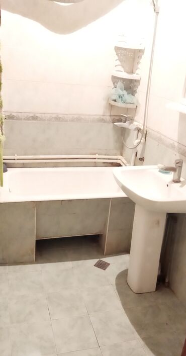 Uzunmüddətli kirayə mənzillər: Mənzilə 1 bey otaq yoldaşı axtarılır . Vasitəçi pulu 50 Azn💸 4 -da lalafo.az — 9 Uzunmüddətli kirayə mənzillər: Mənzilə 1 bey otaq yoldaşı axtarılır . Vasitəçi pulu 50 Azn💸 4 — 9