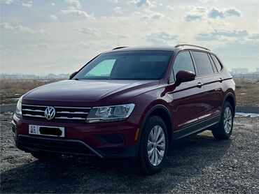 Volkswagen: Volkswagen Tiguan: 2018 г., 2 л, Автомат, Бензин, Кроссовер