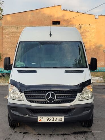 Легкий грузовой транспорт: Легкий грузовик, Mercedes-Benz, Стандарт