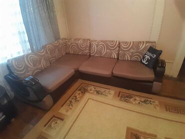 Masa və oturacaq dəstləri: Künc divan, Açılmayan, Bazasız, Parça