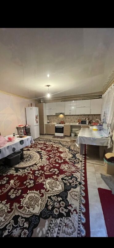 сдаётся дом алтын ордо: 65 м², 3 комнаты, Парковка, Забор, огорожен