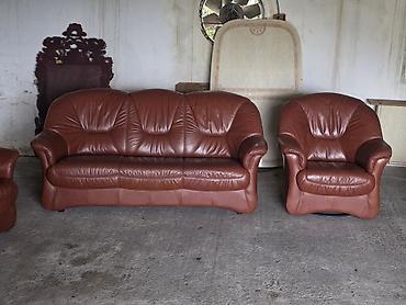 Stilske garniture: Kožna garnitura za sedenje – 1 - Komplet obuhvata: trosed i dve — 9