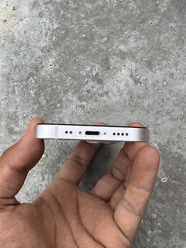 Apple iPhone: IPhone 13 мини, розовый - Корпус: плоские грани из алюминия, задняя — 4