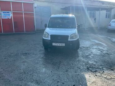 ford 7 1: Fiat Doblo: 1.3 l | 2010 il 111111 km Universal