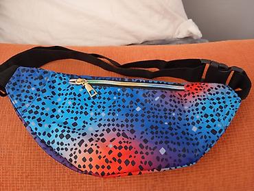 Putni koferi i torbe: Set torbi i tašni – više modela - Elegantna crna tašnica sa metalnim — 34