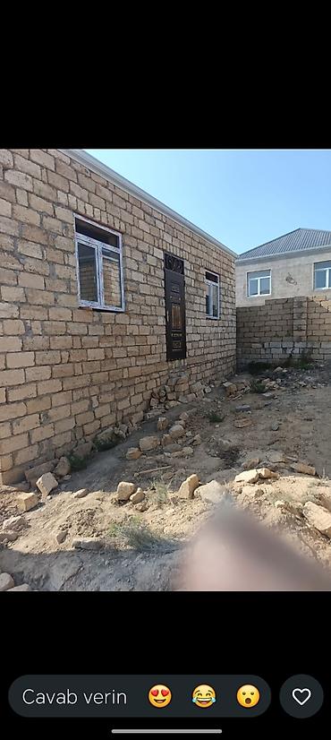 məmmədli ev: Satılır: Qobu tərəfdə daş hasarla əhatələnmiş həyətyanı sahədə tikili — 1