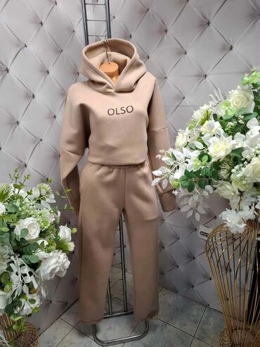 Gornji i donji deo: Termo komleti 3500 din — 7