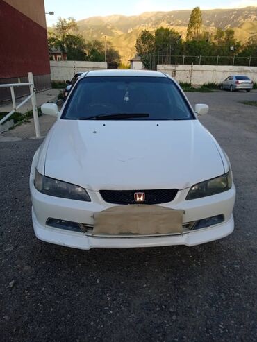 Honda: Honda Accord: 1998 г., 2 л, Автомат, Газ, Седан