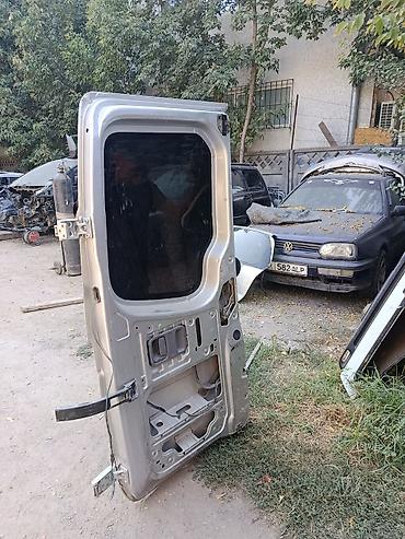 дверь спринтера: Дверь Задняя правая Mercedes-Benz, Б/у, Оригинал — 2