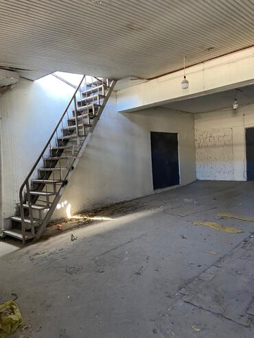 Anbar və emalatxanalar: KİRAYƏ/İCARƏYƏ VERİLİR:/istehsalat sahəsi olan mülk - Üçmərtəbəli, ağ — 3