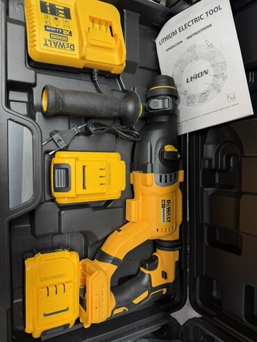 универсальный набор инструментов для дома: Аккумуляторный перфоратор DeWALT в кейсе (Li-Ion) Комплектация: -