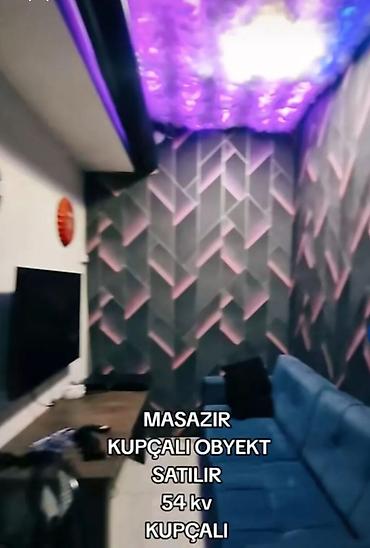 klub: Masazırda kupçalı obyekt – 54 kv.m Xüsusiyyətlər: - Təmirli — 2