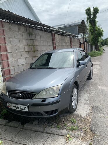 Ford: Ford Mondeo: 2004 г., 2 л, Механика, Бензин, Седан