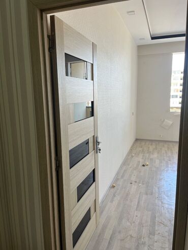 Otaq qapıları: İşlənmiş Otaq qapısı 90x210 sm Şəbəkə ilə, Ünvandan götürmə