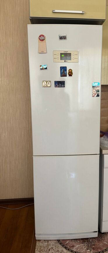 халадилник буву: Холодильник LG, Б/у, Двухкамерный, 55 * 180 *