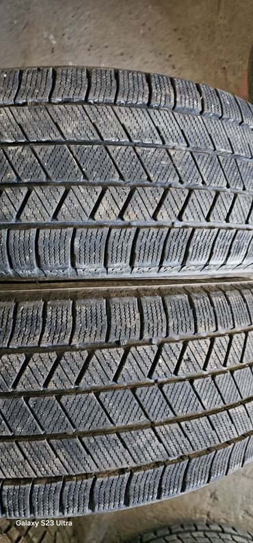 Шины: Шины 215 / 60 / R 16, Зима, Б/у, Пара, Легковые, Япония, Bridgestone