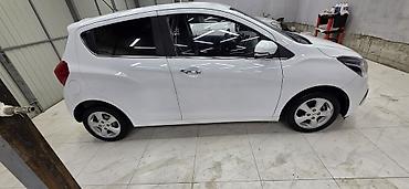toyota hiace продажа: Chevrolet Spark: 2017 г., 1 л, Автомат, Бензин, Хэтчбэк — 8