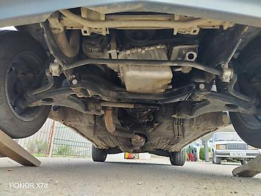 mersedes diskler: Mercedes-Benz 190 (W201) sedan - Kuzov: 4 qapılı sedan, iki rəngli — 10