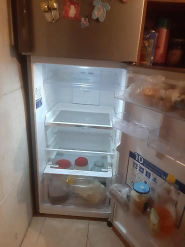 satfinder satisi: İki qapılı, üstdən donduruculu soyuducu - Rəng: metalik boz (inox — 2
