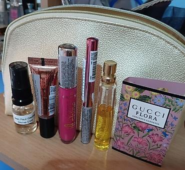 patike baletanke: Set kozmetike i parfemskih miniatura + neseser Sadržaj: - Gucci Flora — 1