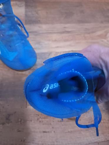 Patike: ASICS dečije rvačke patike – broj 33 - Model: visoki profil sa — 12