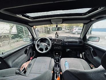 Продажа авто: Volkswagen Vento: 1992 г., 1.8 л, Механика, Бензин, Седан — 8