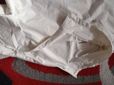 Dukserice: Šuškavac, vel. L, krem boje, ima zip na kragni, učkure na kragni i na lalafo.rs — 6 Dukserice: Šuškavac, vel. L, krem boje, ima zip na kragni, učkure na kragni i — 6