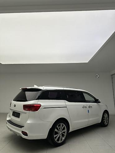машины до 500: Kia Carnival: 2018 г., 2.2 л, Автомат, Дизель, Минивэн — 3