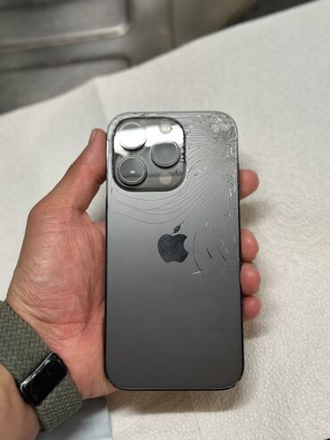 поко х: IPhone 14 Pro, Б/у, 256 ГБ, Black Titanium, Зарядное устройство, Коробка, 86 %
