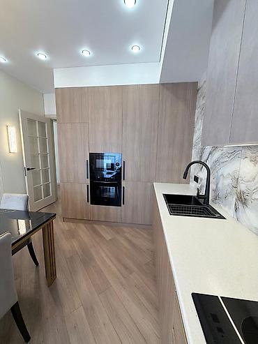 royal: 3 комнаты, 80 м², Юг-2 мкр Элитка, 15 этаж, Дизайнерский ремонт — 2