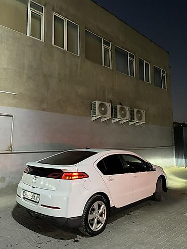 chevrolet la: Chevrolet Volt: 2013 г., 1.4 л, Гибрид, Хэтчбэк — 3