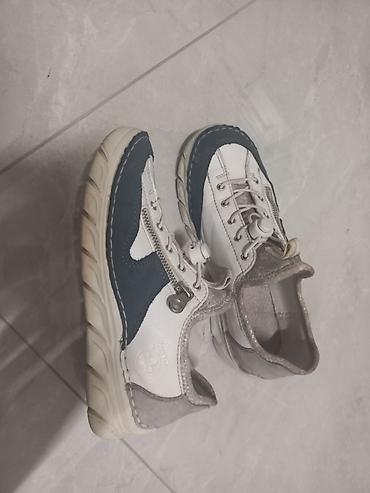 кеды reebok: Кроссовки, 36, Rieker, Б/у, цвет - Белый, Платная доставка — 1