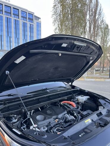 Toyota: Toyota Highlander: 2020 г., 2.5 л, Автомат, Гибрид, Внедорожник — 9