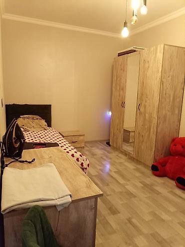 Yataq otağı dəstləri: Yataq otağı mebel dəsti - Tərkib: tək nəfərlik çarpayı (başlıqla) — 2