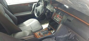 Mercedes-Benz: Mercedes-Benz 240: 2.4 l | 1998 il Sedan — 20