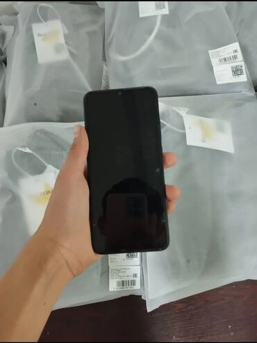 обмен на poco m3: Poco M5, Колдонулган, 128 ГБ, түсү - Жашыл, 2 SIM