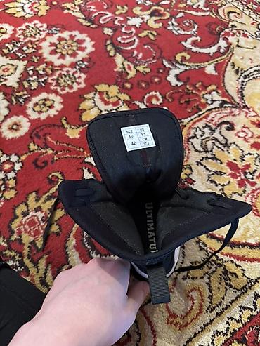 Кроссовки и спортивная обувь: Мужские кроссовки, 42, Новый, цвет - Черный — 7