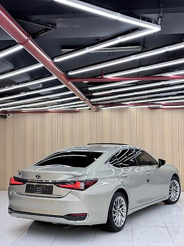 Lexus: Lexus ES: 2019 г., Вариатор, Гибрид, Седан — 4