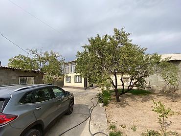 Үйлөрдү сатуу: 4 бөлмө, 140 м², 6 соток, Бишкек, Ак-Ордо 1 ж/м Кыймылсыз мүлк агенттиги — 2