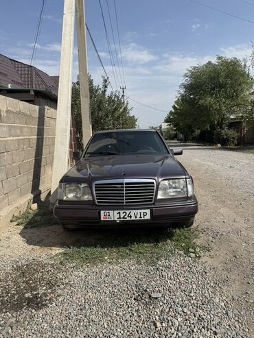 мерс 124 автомобиль: Mercedes-Benz W124: 1993 г., 2.2 л, Механика, Бензин, Седан