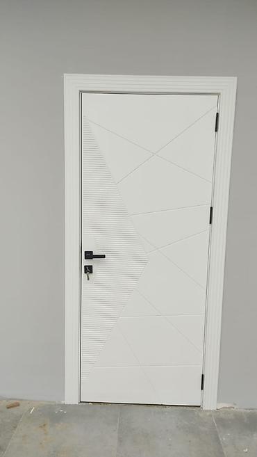 Ağ rəngdə daxili qapı – modern dizayn - Rəng: mat ağ - Stil lalafo.az -da Ağ rəngdə daxili qapı – modern dizayn - Rəng: mat ağ - Stil